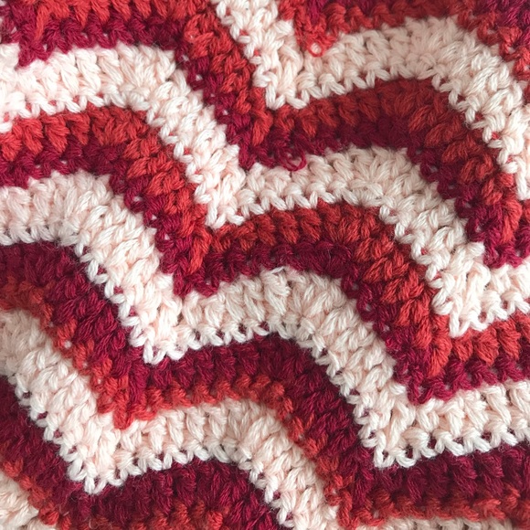 BEACH RIOT CROCHET BIKINI - Picture 3 of 3